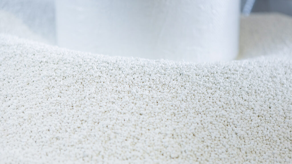 Packaging material for re-use